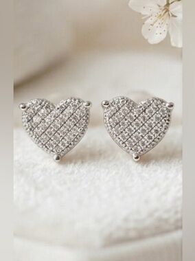 NEW 0.21 CTW Moissanite Heart Earrings - 925 Sterling Silver - Screw Back
